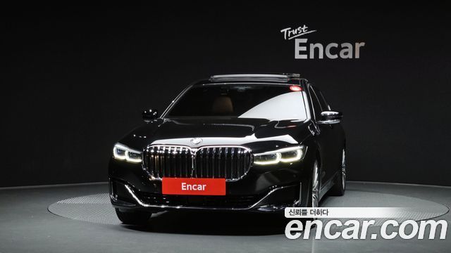 BMW 7-Series 740Li xDrive Design Pure Excellence