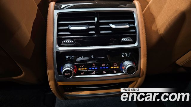 BMW 7-Series 740Li xDrive Design Pure Excellence