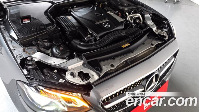 Mercedes-Benz E-Class E300 Avantgarde