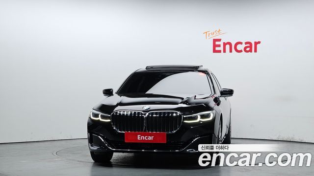 BMW 7-Series 740Li xDrive Design Pure Excellence