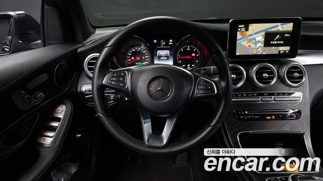 Mercedes-Benz GLC-Class GLC220 d 4MATIC Premium
