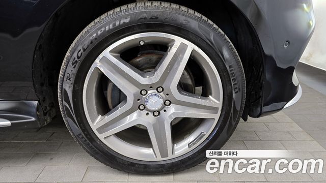 Mercedes-Benz GLE-Class GLE350 d 4MATIC
