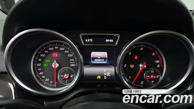 Mercedes-Benz GLE-Class GLE350 d 4MATIC