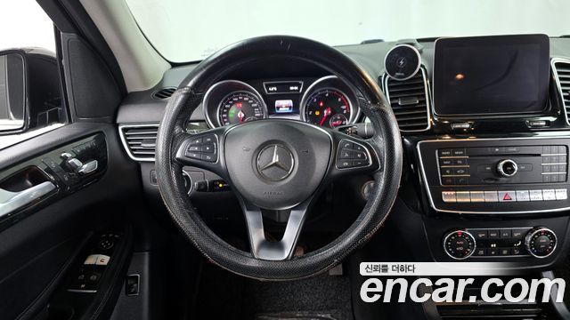 Mercedes-Benz GLE-Class GLE350 d 4MATIC