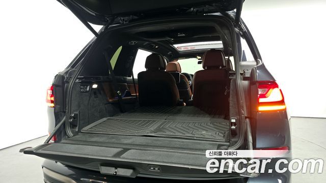 BMW X7 M50d