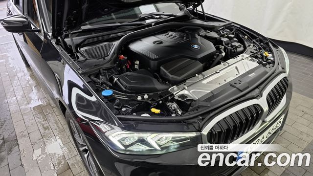 BMW 3-Series 320i Touring