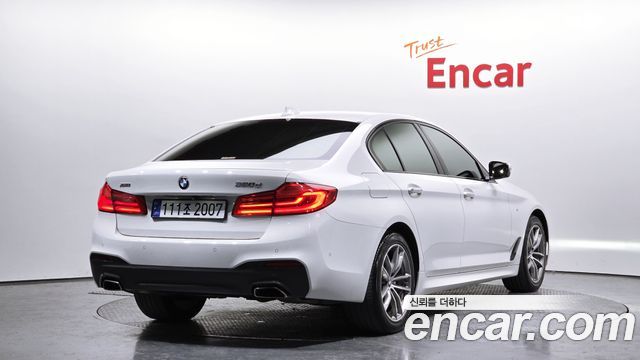 BMW 5-Series 520d xDrive M Sport Package Plus