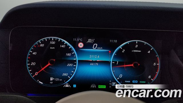 Mercedes-Benz E-Class E300d 4MATIC Coupe