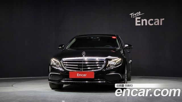 Mercedes-Benz E-Class E450 4MATIC Exclusive