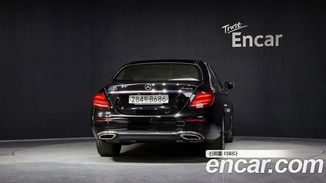 Mercedes-Benz E-Class E450 4MATIC Exclusive