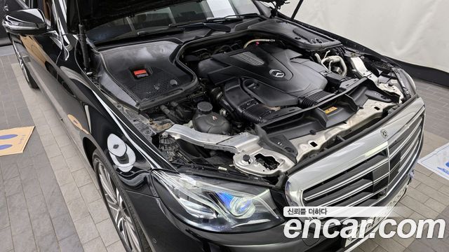 Mercedes-Benz E-Class E450 4MATIC Exclusive