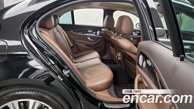 Mercedes-Benz E-Class E450 4MATIC Exclusive