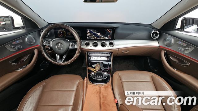 Mercedes-Benz E-Class E300 AMG Line