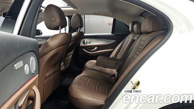 Mercedes-Benz E-Class E300 AMG Line