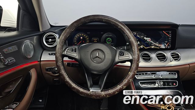 Mercedes-Benz E-Class E300 AMG Line