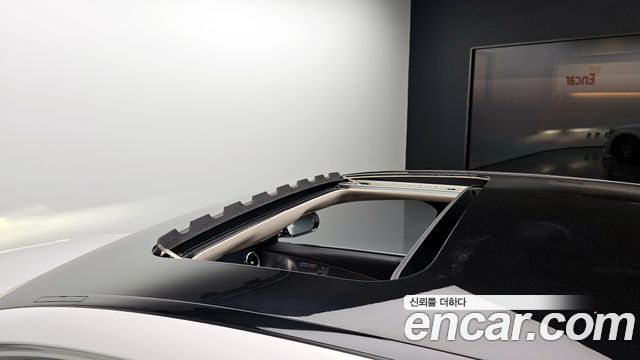 Mercedes-Benz E-Class E300 AMG Line