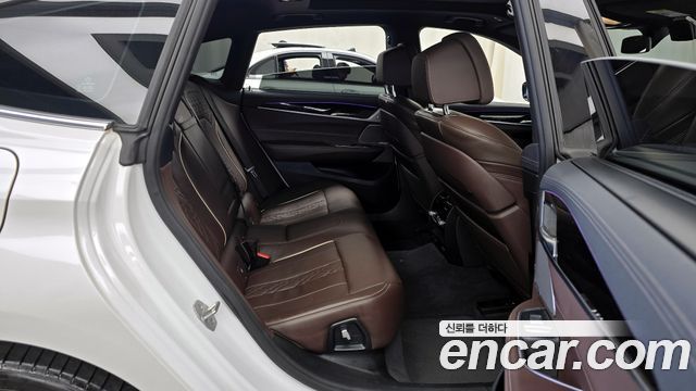 BMW Gran Turismo 640i xDrive M Sport
