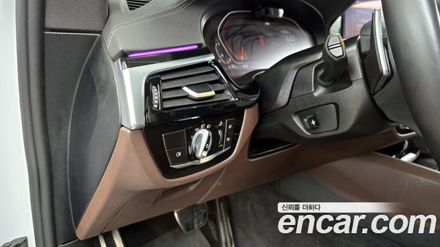 BMW Gran Turismo 640i xDrive M Sport