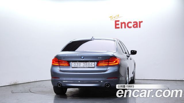 BMW 5-Series 520d xDrive Luxury Plus