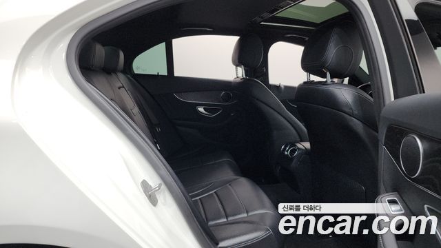 Mercedes-Benz C-Class C200 AMG Line