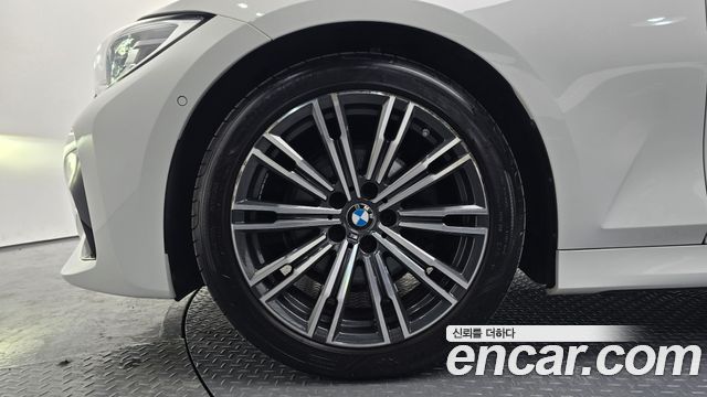 BMW 3-Series 320i M Sport
