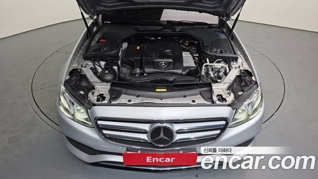 Mercedes-Benz E-Class E300 AV Intelligent Drive