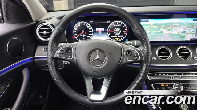 Mercedes-Benz E-Class E300 AV Intelligent Drive