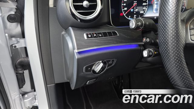 Mercedes-Benz E-Class E300 AV Intelligent Drive