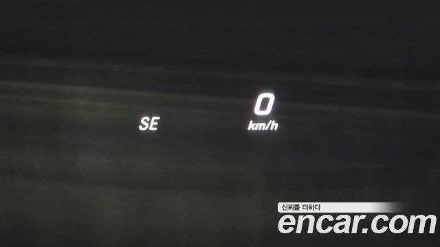 Mercedes-Benz E-Class E300 AV Intelligent Drive