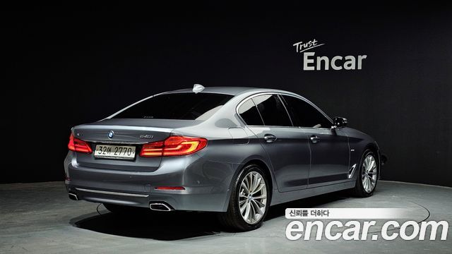 BMW 5-Series 540i xDrive Luxury Plus