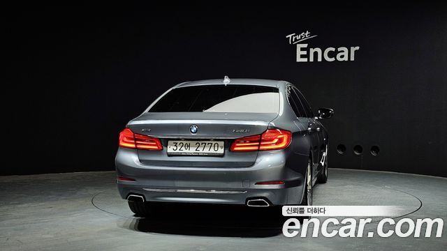 BMW 5-Series 540i xDrive Luxury Plus