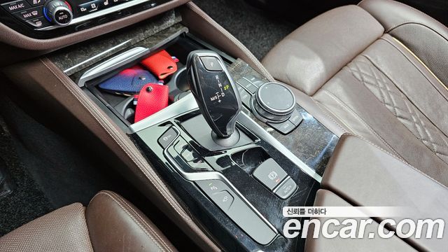 BMW 5-Series 540i xDrive Luxury Plus