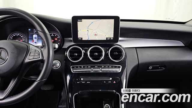 Mercedes-Benz C-Class C200