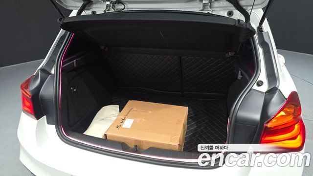BMW 1-Series 118d M Sport Shadow 5 Door