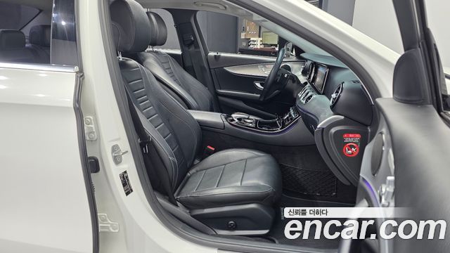 Mercedes-Benz E-Class E200 Avantgarde