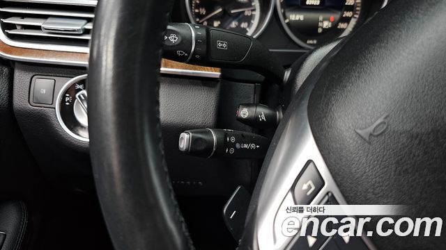 Mercedes-Benz E-Class E300 Elegance