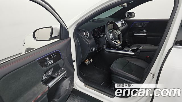 Mercedes-Benz GLA-Class GLA250 4MATIC