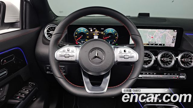 Mercedes-Benz GLA-Class GLA250 4MATIC