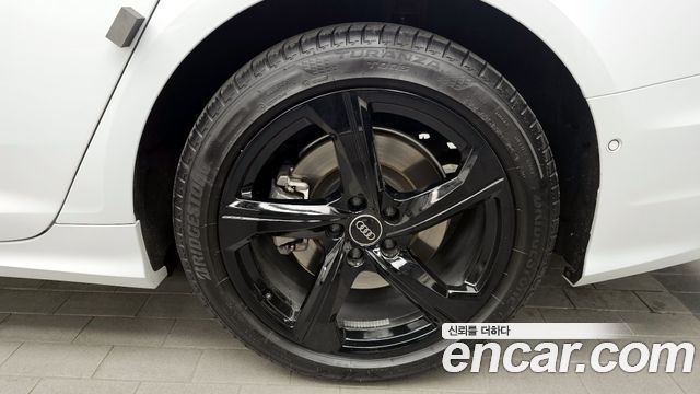 Audi A6 45 TFSI Premium