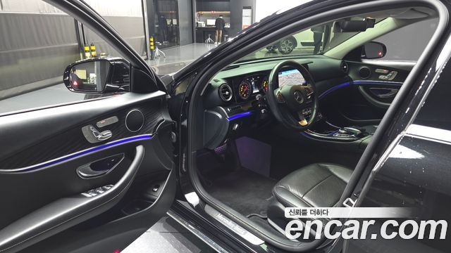 Mercedes-Benz E-Class E220d 4MATIC Avantgarde