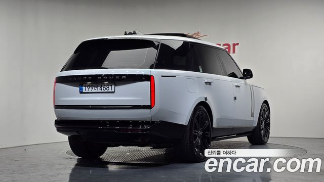 Land Rover Range Rover P530 Autobiography Long Wheel Base