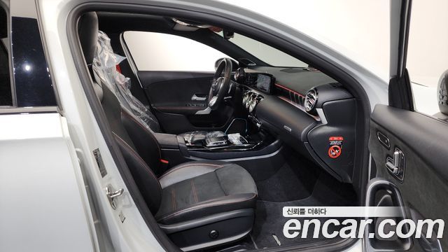Mercedes-Benz A-Class AMG A45 4MAITC+ Hatchback
