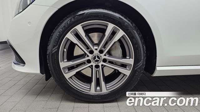 Mercedes-Benz E-Class E350 4MATIC Avantgarde