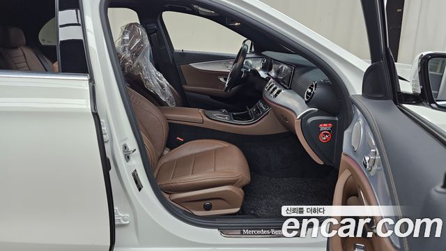 Mercedes-Benz E-Class E350 4MATIC Avantgarde