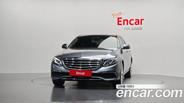 Mercedes-Benz E-Class E300 Exclusive