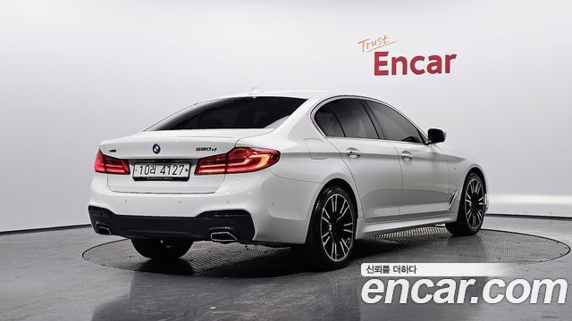 BMW 5-Series 520d xDrive M Sport Package