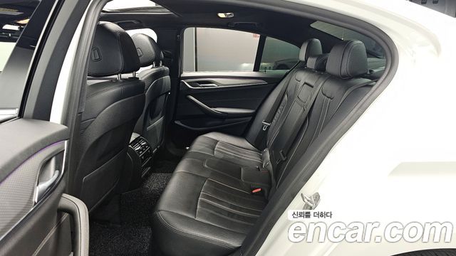 BMW 5-Series 520d xDrive M Sport Package