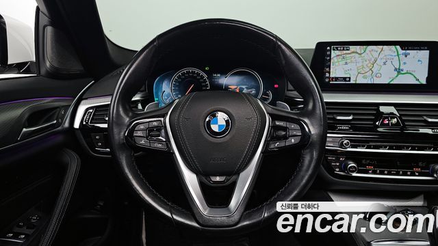 BMW 5-Series 520d xDrive M Sport Package
