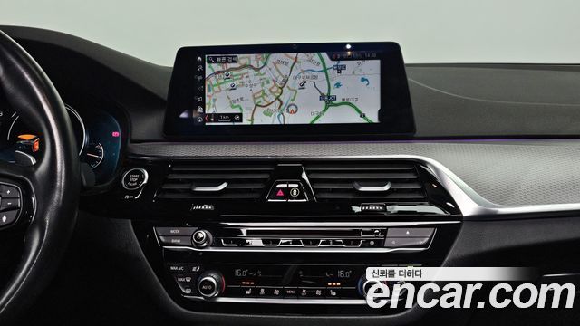 BMW 5-Series 520d xDrive M Sport Package