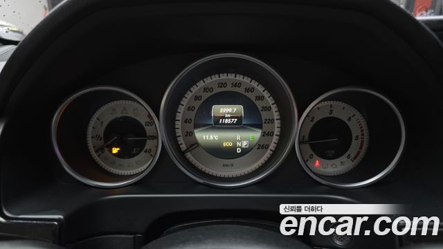 Mercedes-Benz E-Class E220 Bluetec Avantgarde